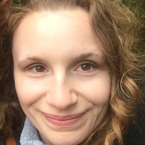 Meet your Posher, Asya